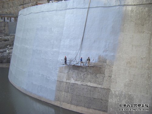 水壩聚脲防腐防水高壓噴涂機(jī)施工