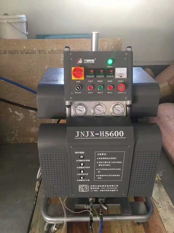 海面鋼制(質)浮筒聚脲噴涂防腐蝕防銹設備(圖1) JNJX-H5600聚脲防腐蝕防銹噴涂機