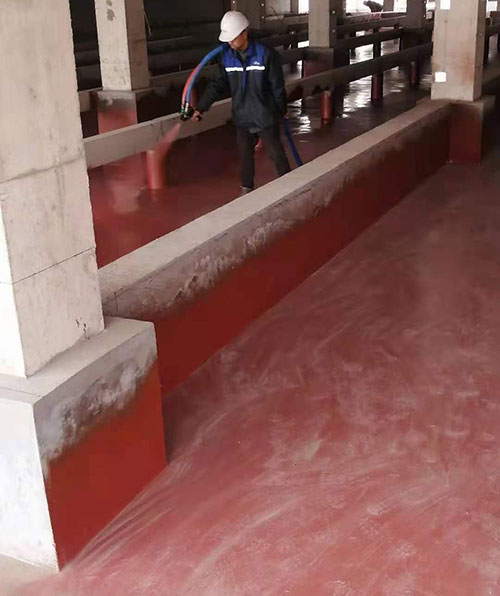 豬舍地坪噴涂聚脲材料防水耐磨噴涂案例
